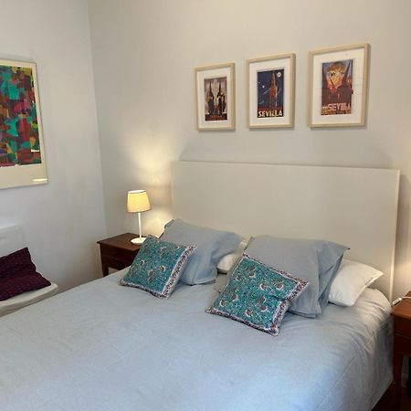 2 Bedroom Apartment By Guadalquivir River Sevilla Exterior foto